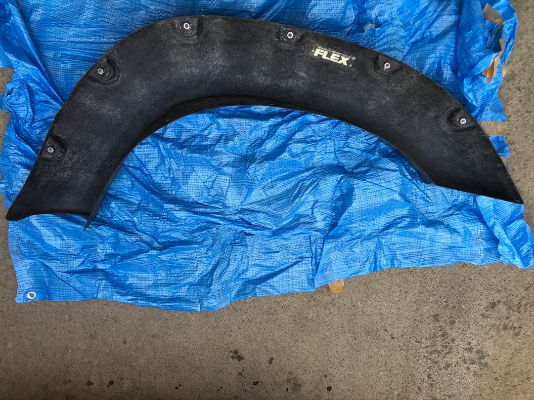 ランクル80フレックスオリジナルポケットフェンダー