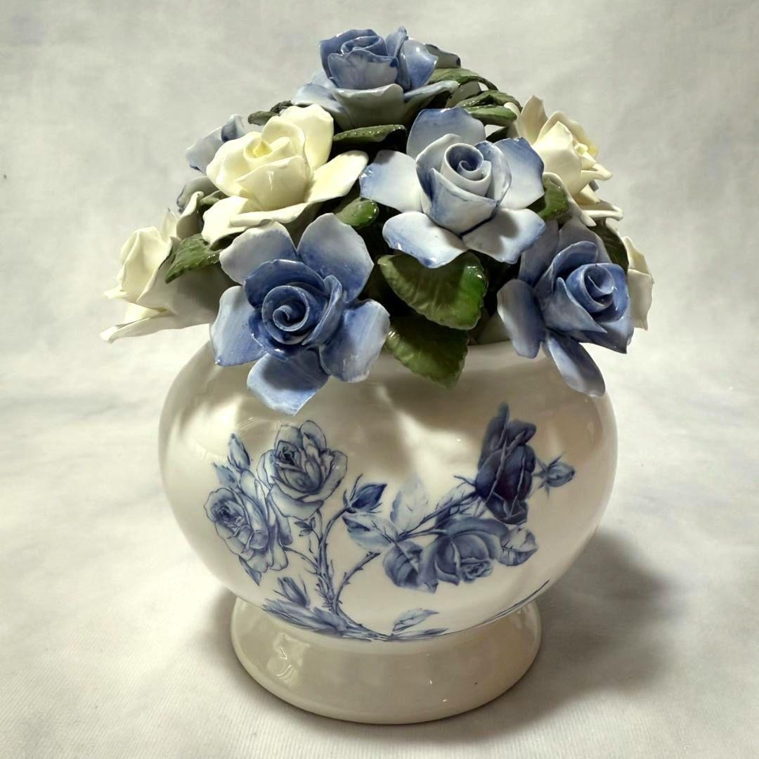 美品☆エインズレイ エリザベスローズ ブルー カスケードボール ラージ バラ