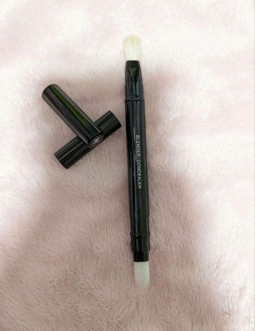 CHANEL シャネル　パンソーデュオ コントゥールブラシ1本　アイシャドウ