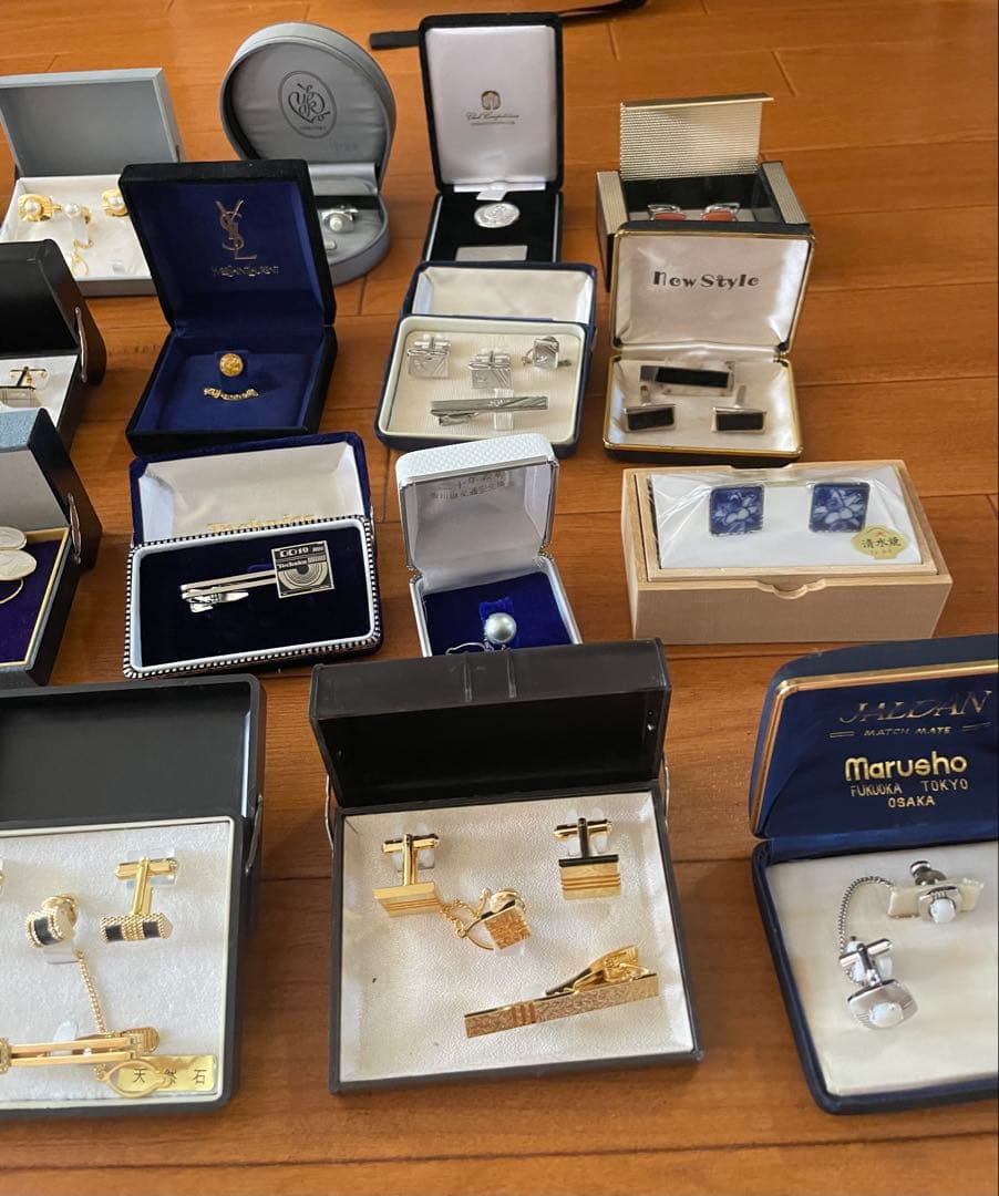 遺品整理　アクセサリー24点