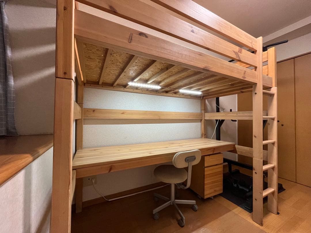 無印良品パイン材ロフトベッド　デスク・チェア・キャビネット付き　年内引き取り限定