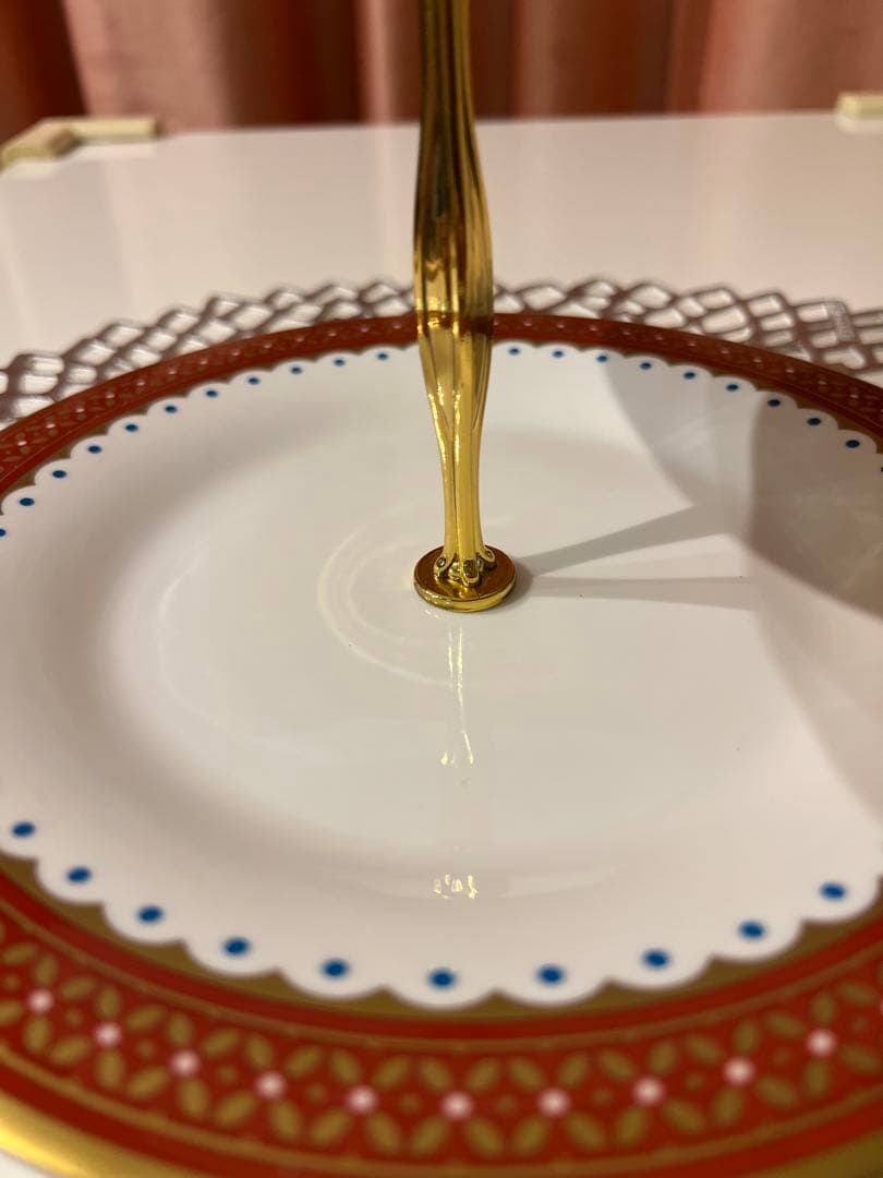 ウェッジウッド　アフタヌーンティープレート　２段