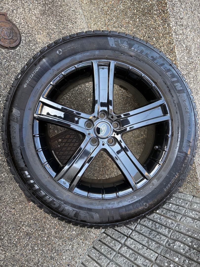 送料込み格安　275/55R20インチ　スタッドレス　ディフェンダー【1/2】