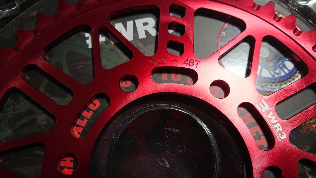 ZX-25R用 WR3 48T スプロケット(レッド)