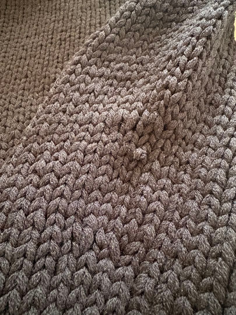 エルメス　ローゲージウール素材のニット　イタリア製