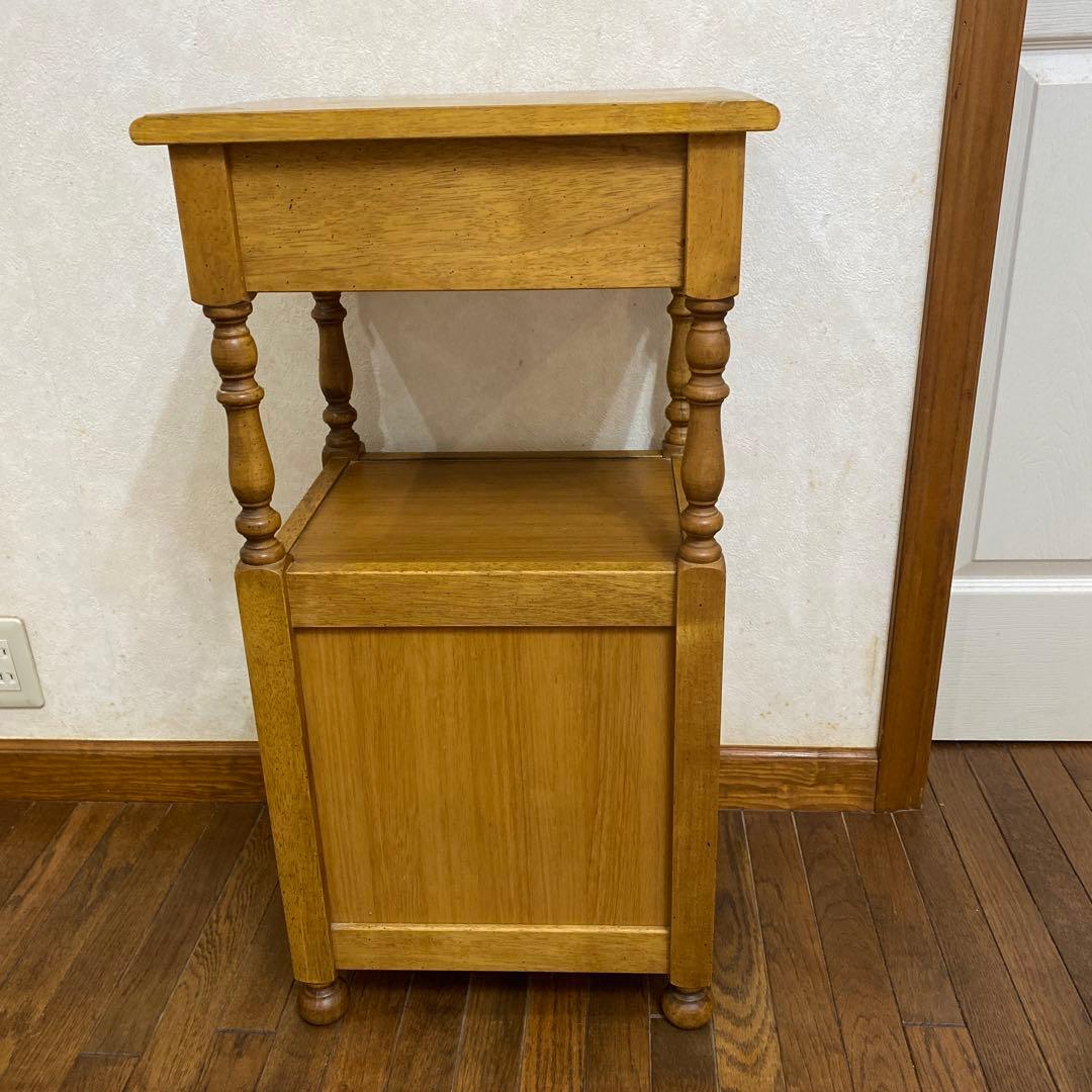 カリモク【電話台】 木製　アンティーク　花台 収納棚