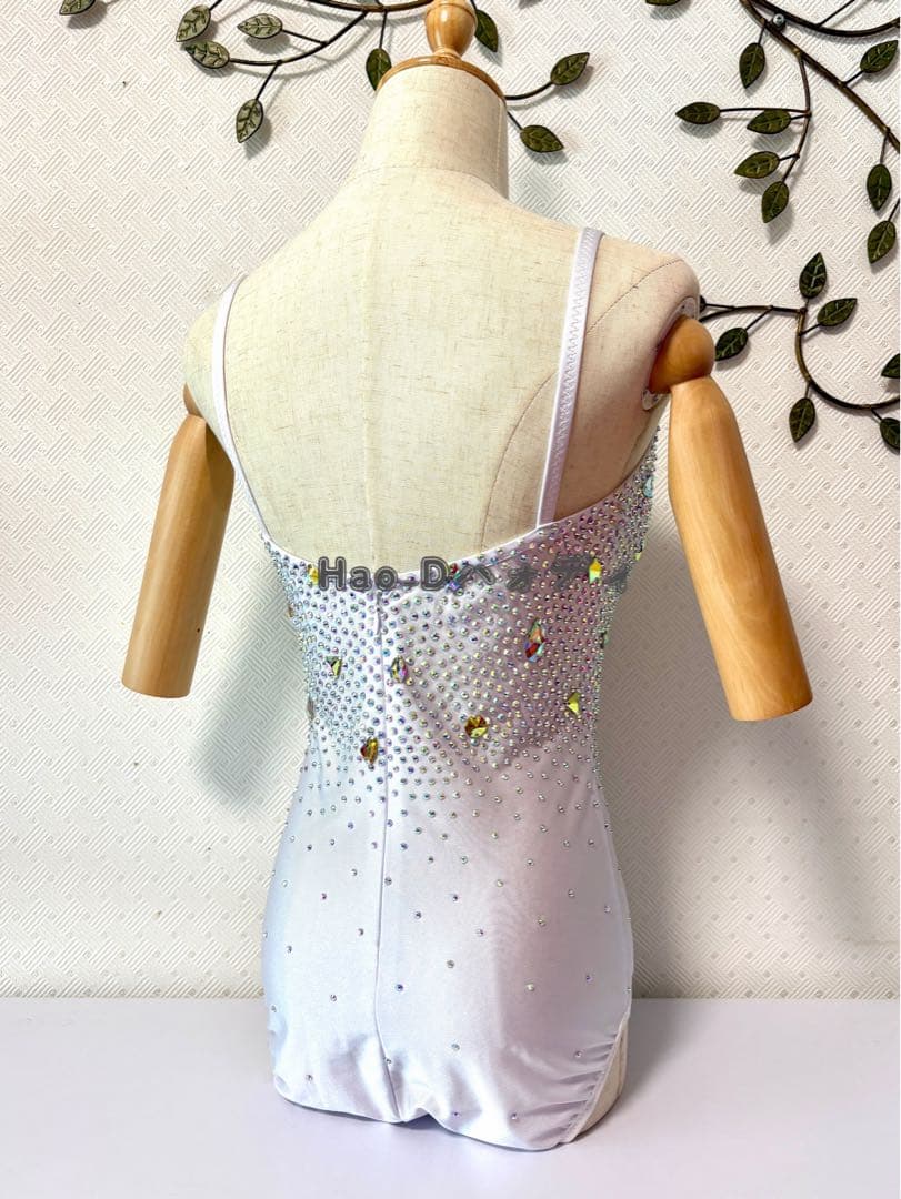 新品★ストーン付き★白&オーロラ★レオタード★胸パットあり★社交ダンス★ショー