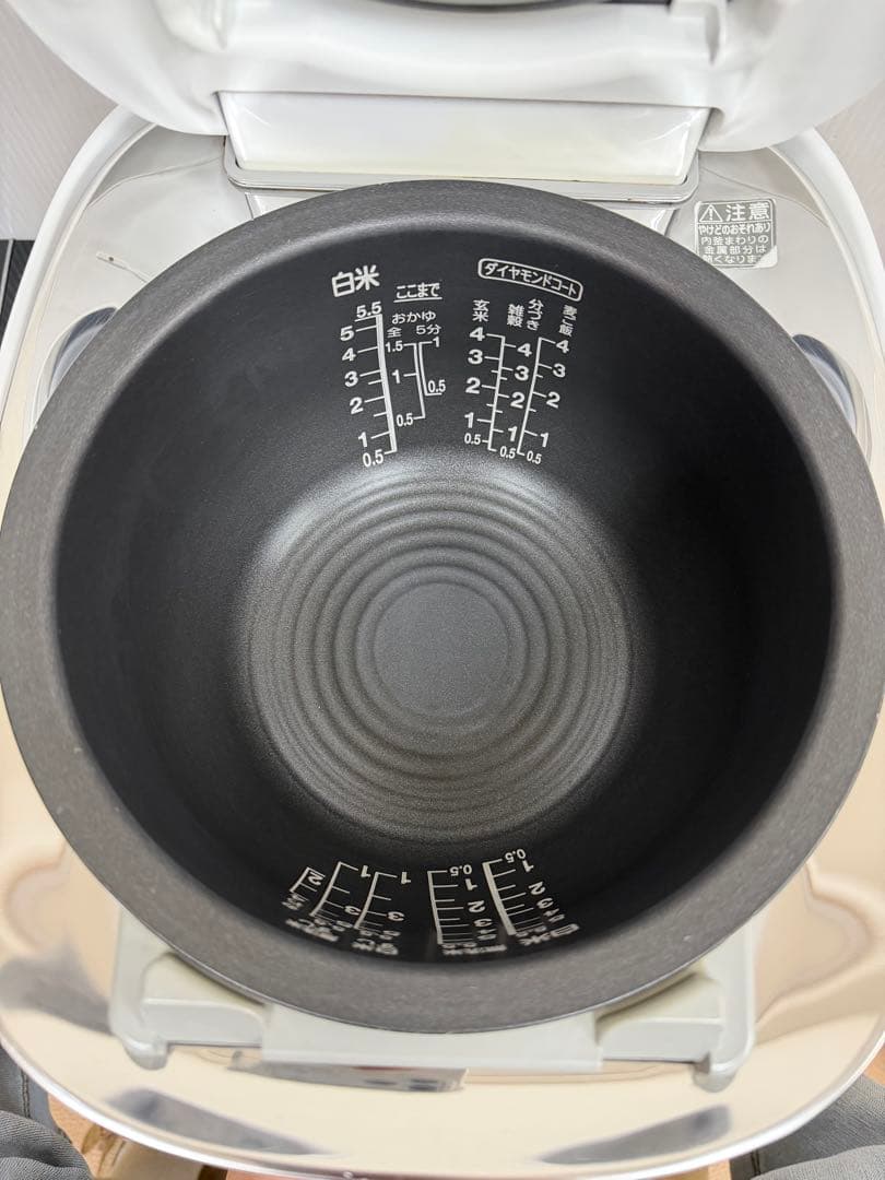 TOSHIBA 真空圧力IHジャー炊飯器RC-10VQL 1.0L2018年製