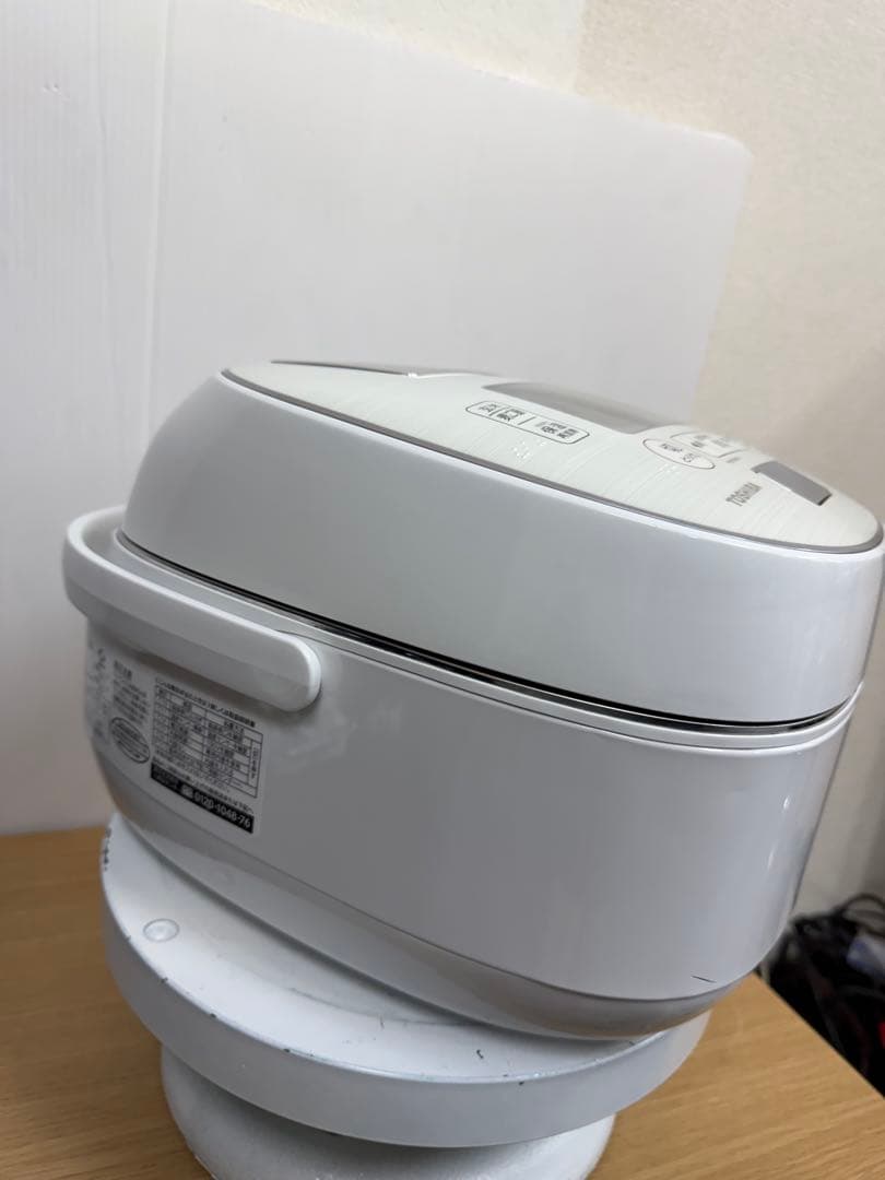 TOSHIBA 真空圧力IHジャー炊飯器RC-10VQL 1.0L2018年製