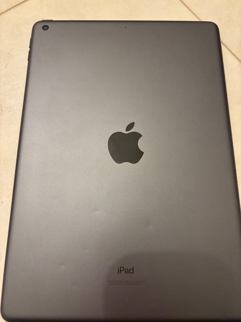 Apple iPad (第9世代) 64GB バッテリー　100%