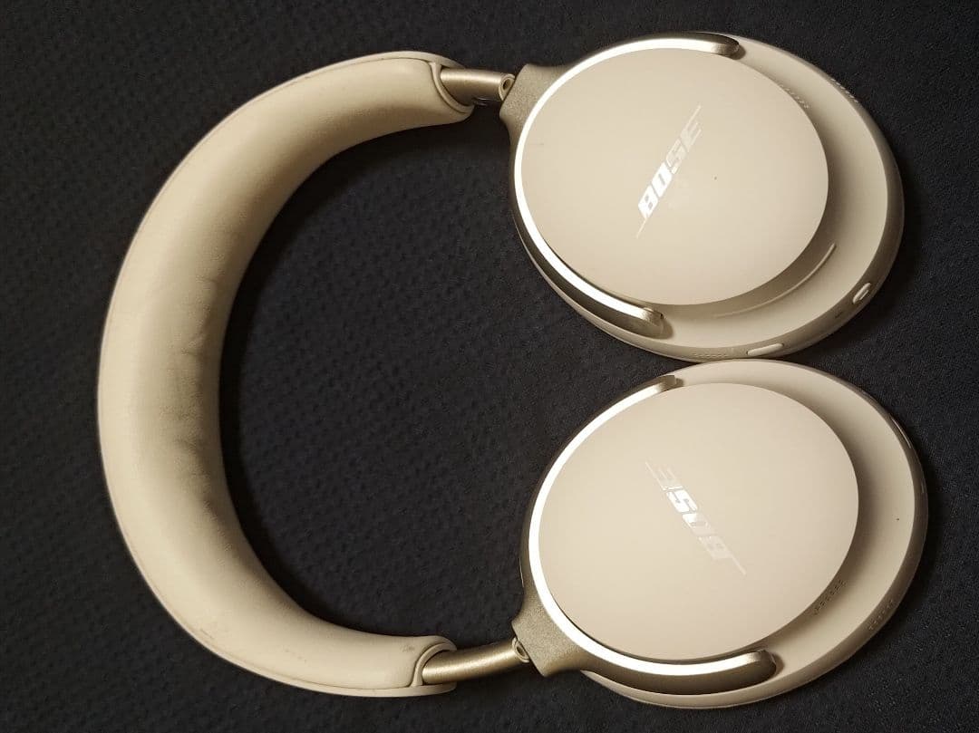 Bose ベージュ オーバーイヤーヘッドフォン