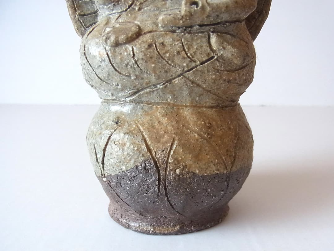 小嶋亜創『灰釉陶仏（中）』初期伊万里 李朝 古唐津 黒高麗 オンギ くらわんか