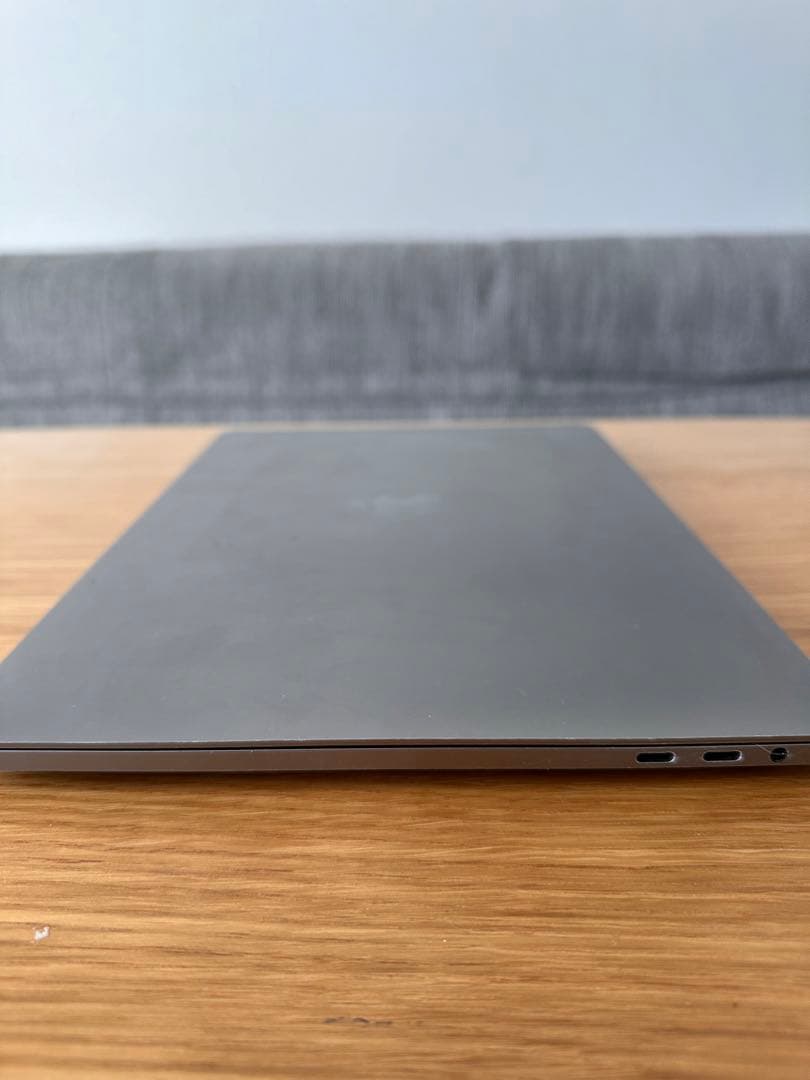 MacBook本体 MacBookPro (13-inch, 2020)