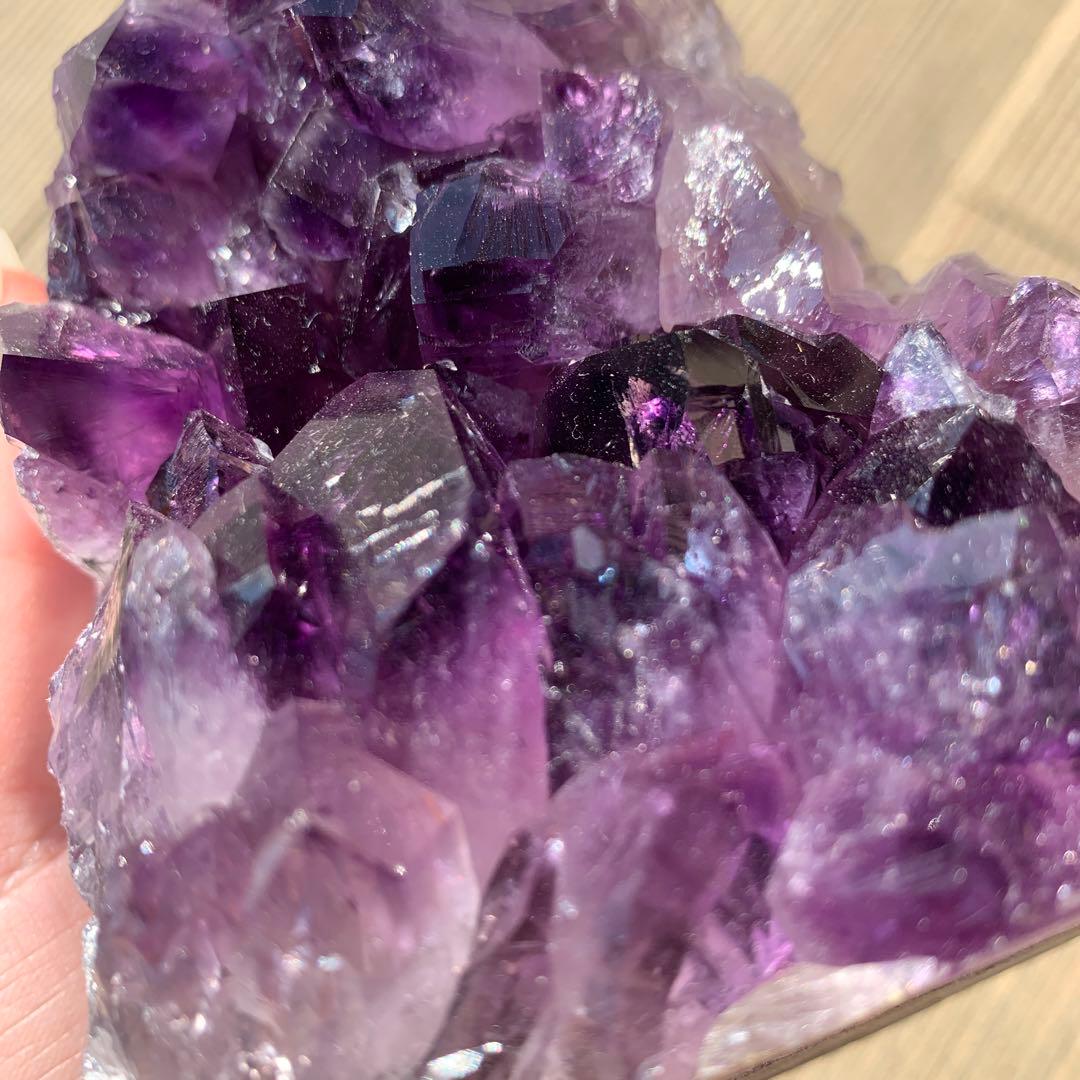 【♒映え映え・色が濃い♒】濃厚紫色 ウルグアイ産 高品質アメジスト 原石 天然石