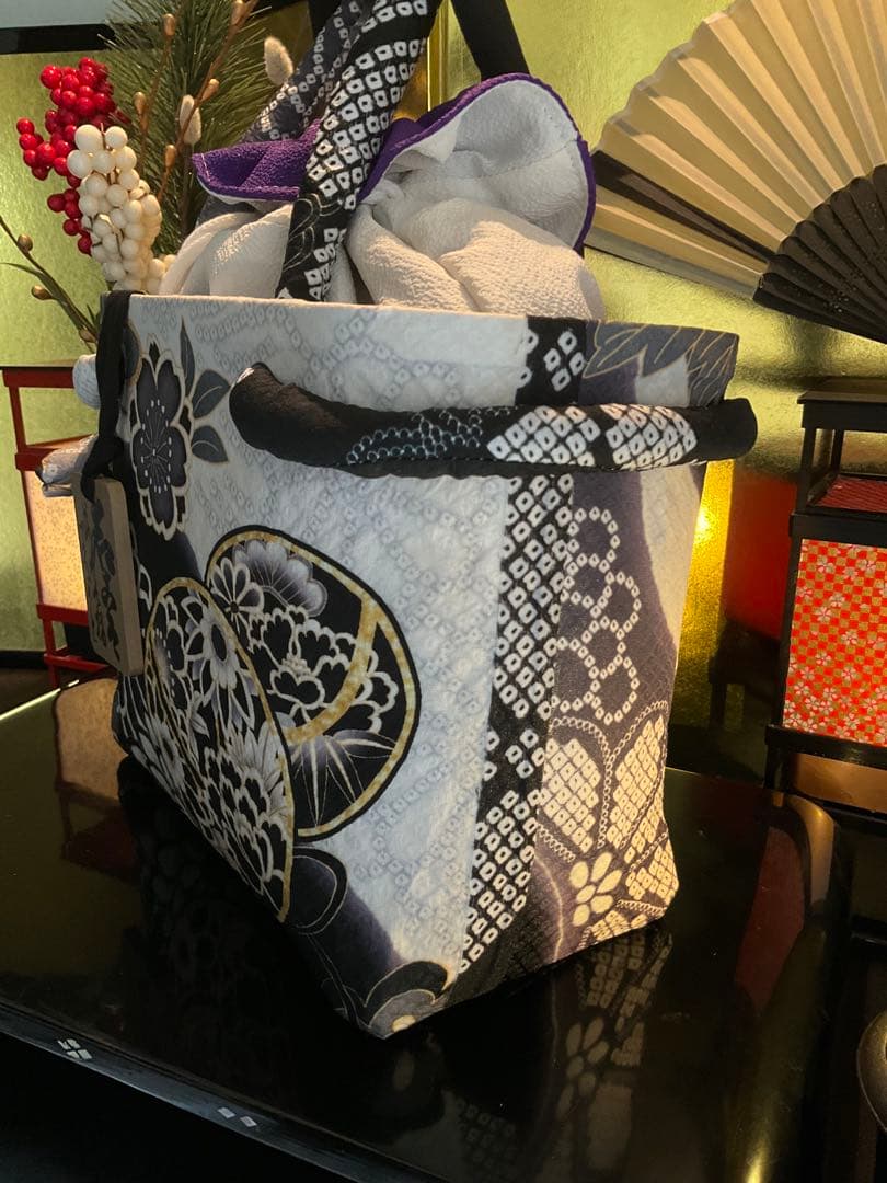 一閑張り　一閑張りバッグ　古文書　和紙　花絵柄　大正　着物　梅　京友禅　牡丹　菊