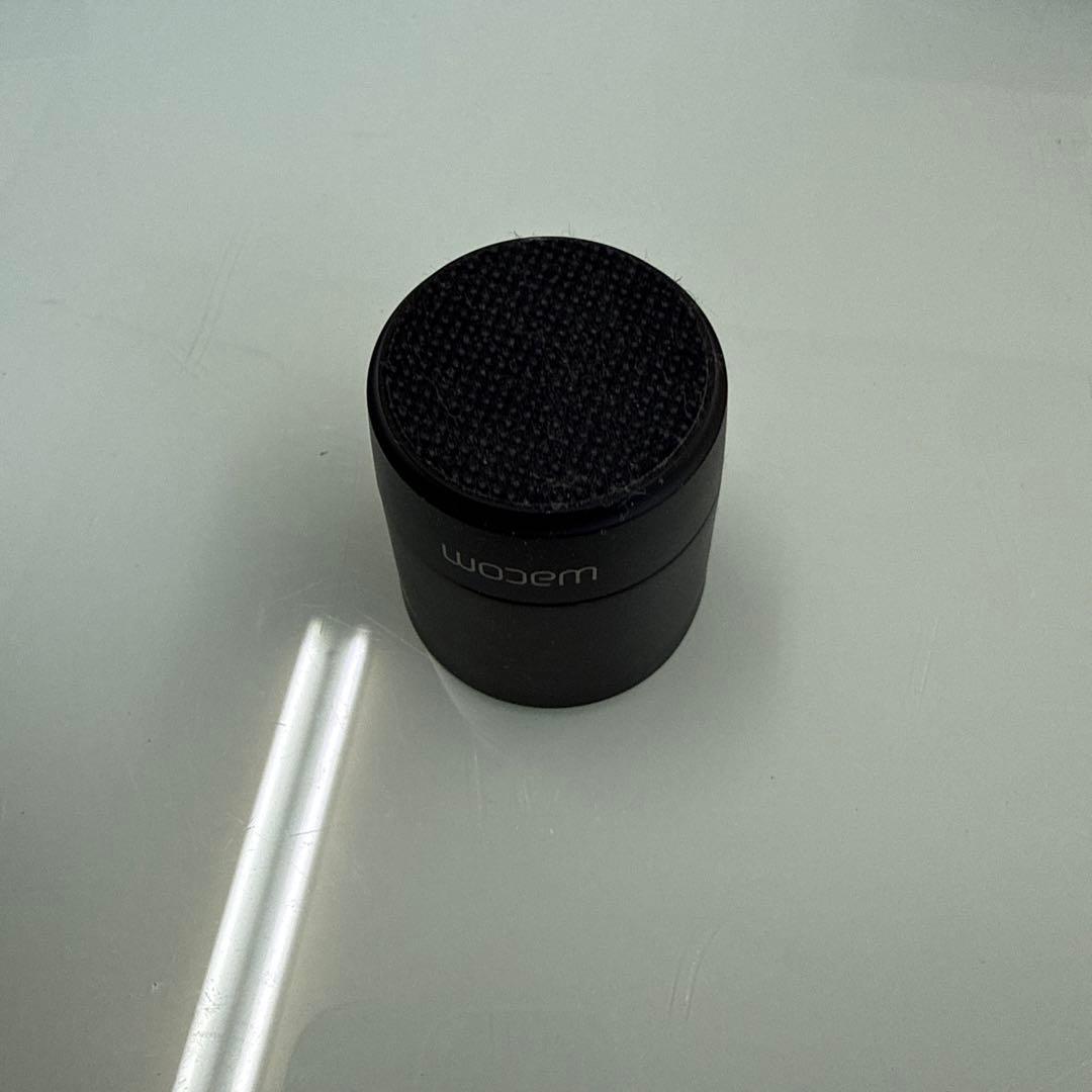 【ジャンク品】Wacom Cintiq 13HD DTK-1301