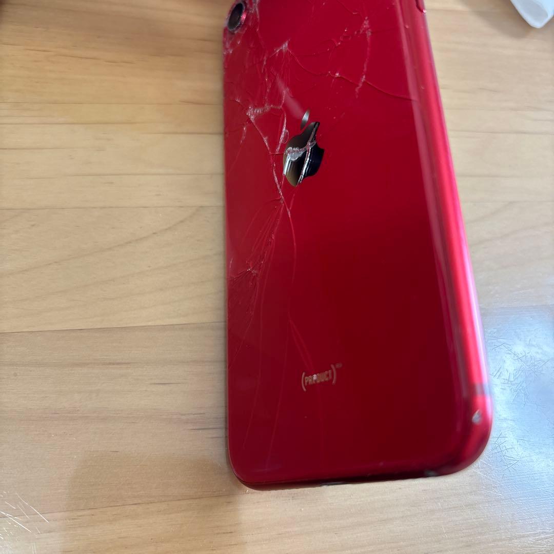 Apple iPhoneSE 第二世代　レッド 本体