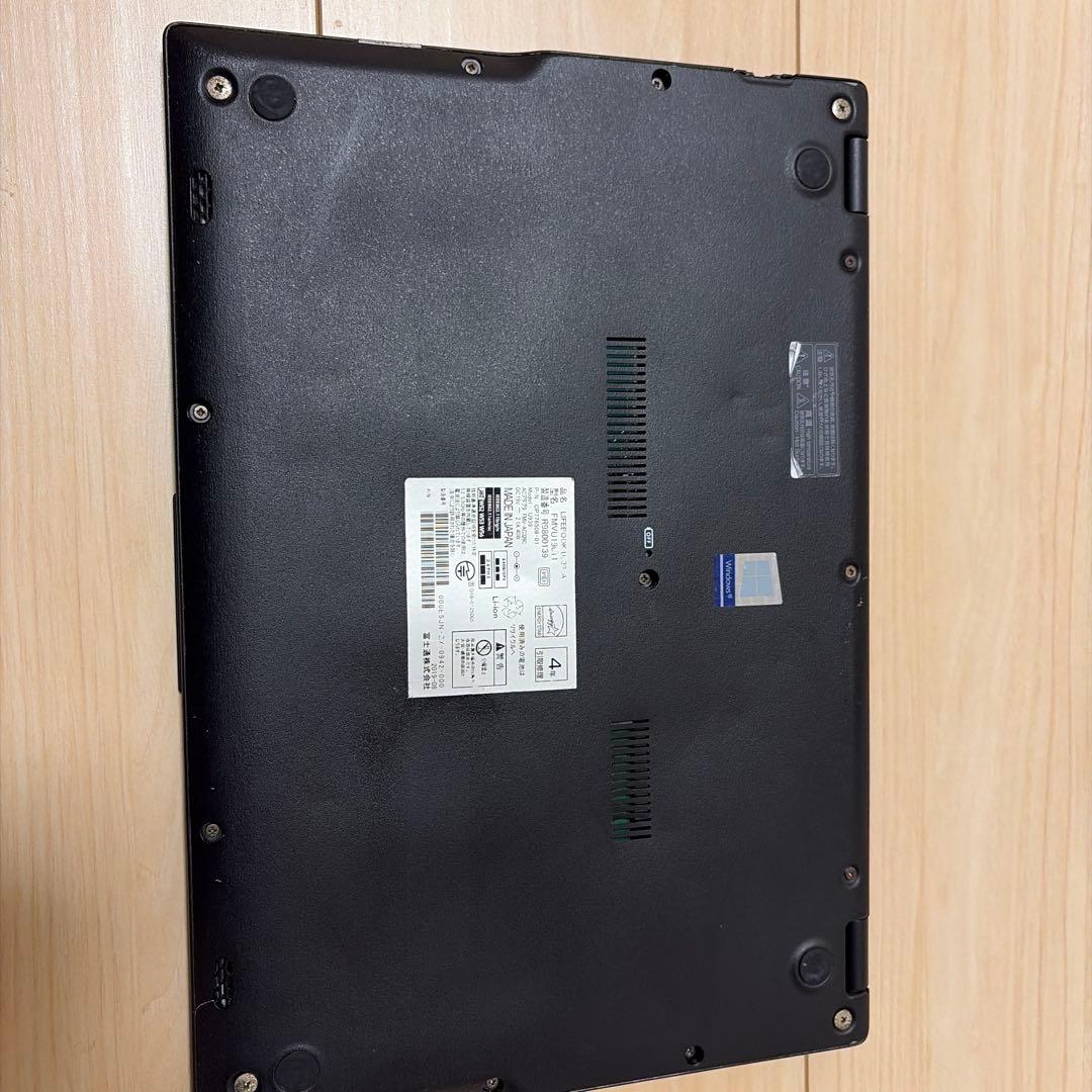 52【Office付！】FUJITSU LIFEBOOK U939/A i5