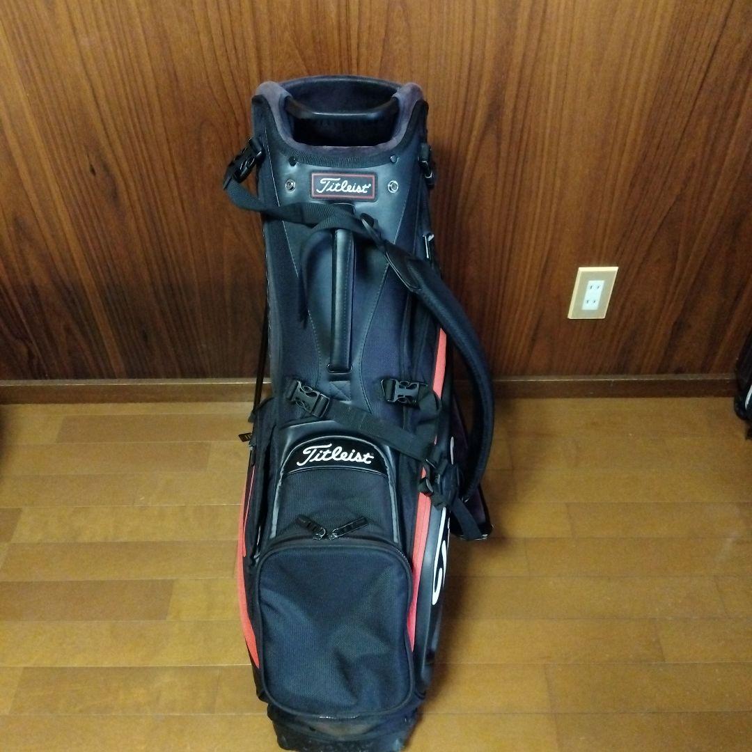 Titleist スタンド付きキャディバッグ 黒