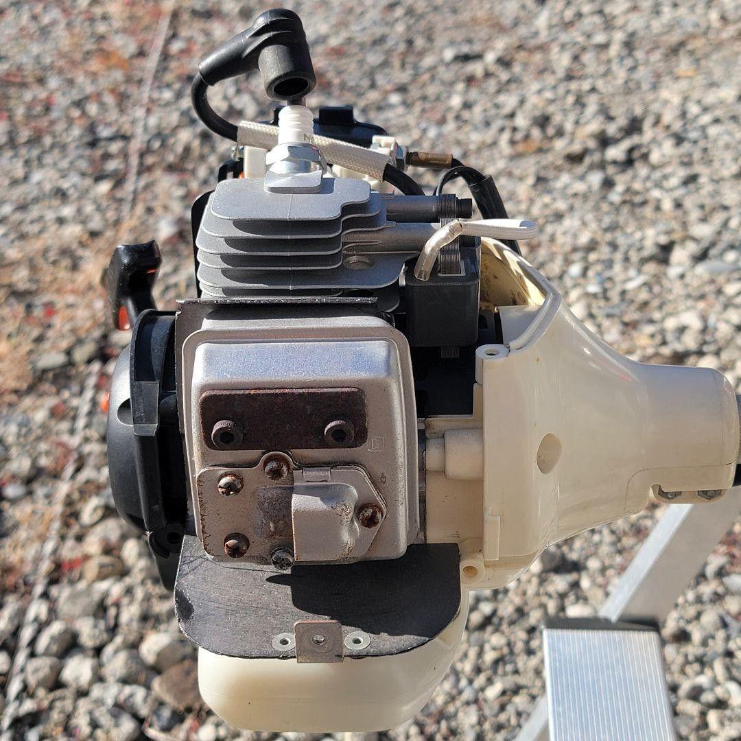 すぐ使用可能 状態良いエンジン式草刈り機