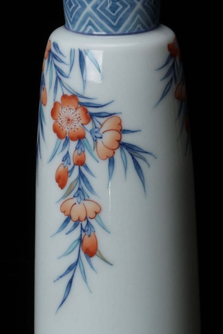 鍋島焼 色鍋島 小笠原藤右エ門窯 一輪挿し しだれ桜 花瓶 壺 花入 古美術品