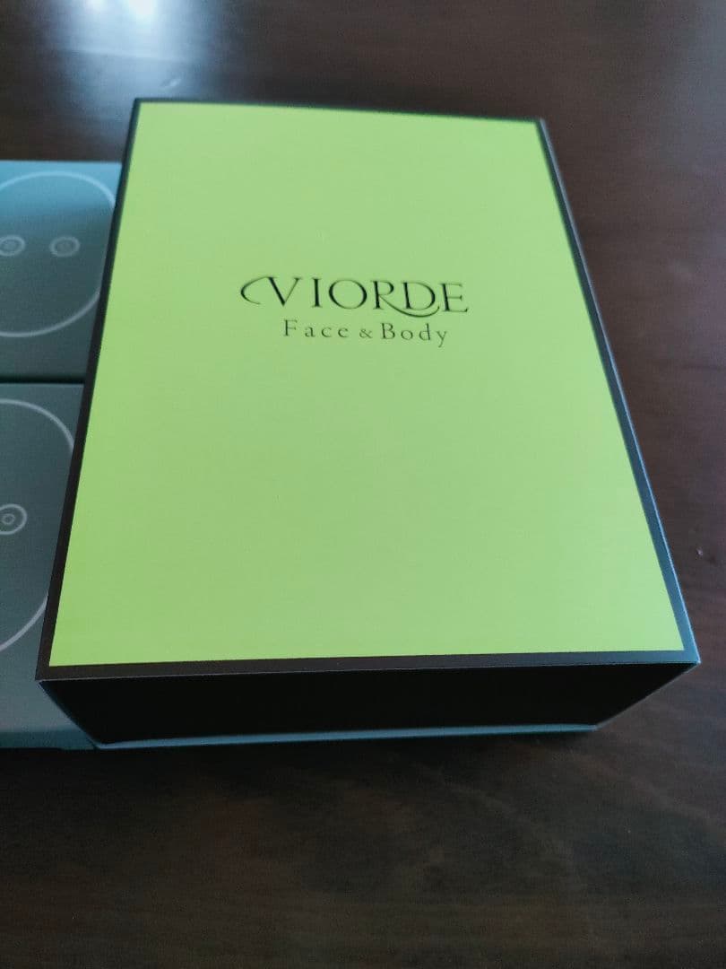 未使用品 VIORDE Face&Body EMS美容器