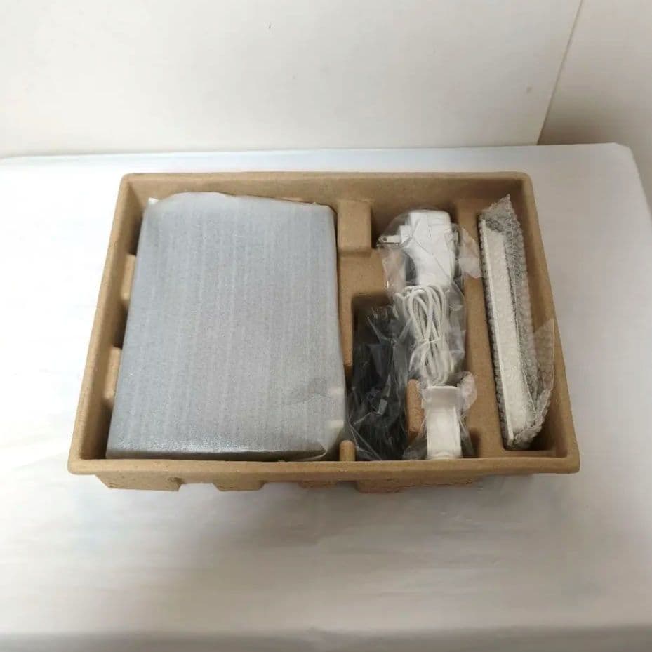 【極美品】パナソニック プライベート ビエラポータブルテレビ UN-10E5