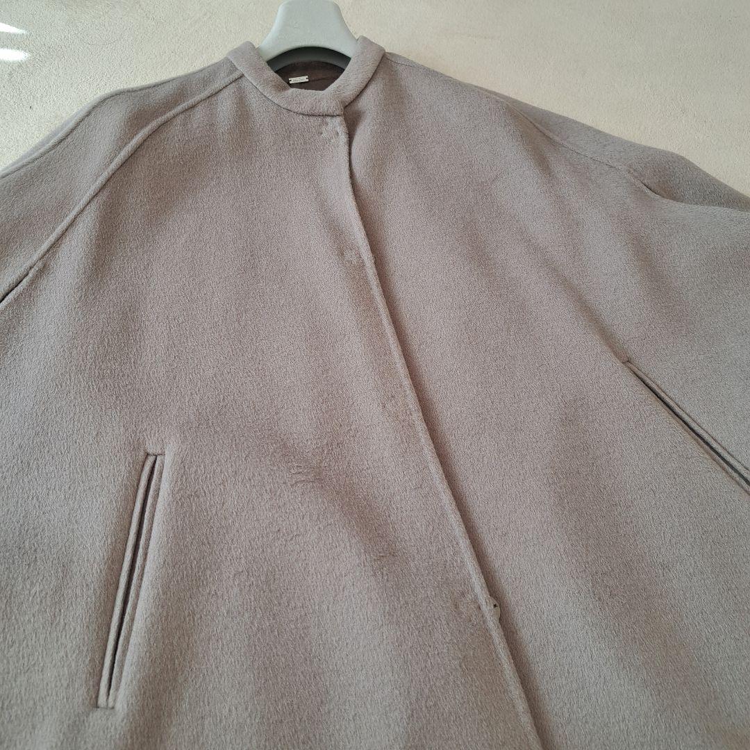 【美品】Mila Owen 23aw ウール混スタンドカラーリバーケープコート