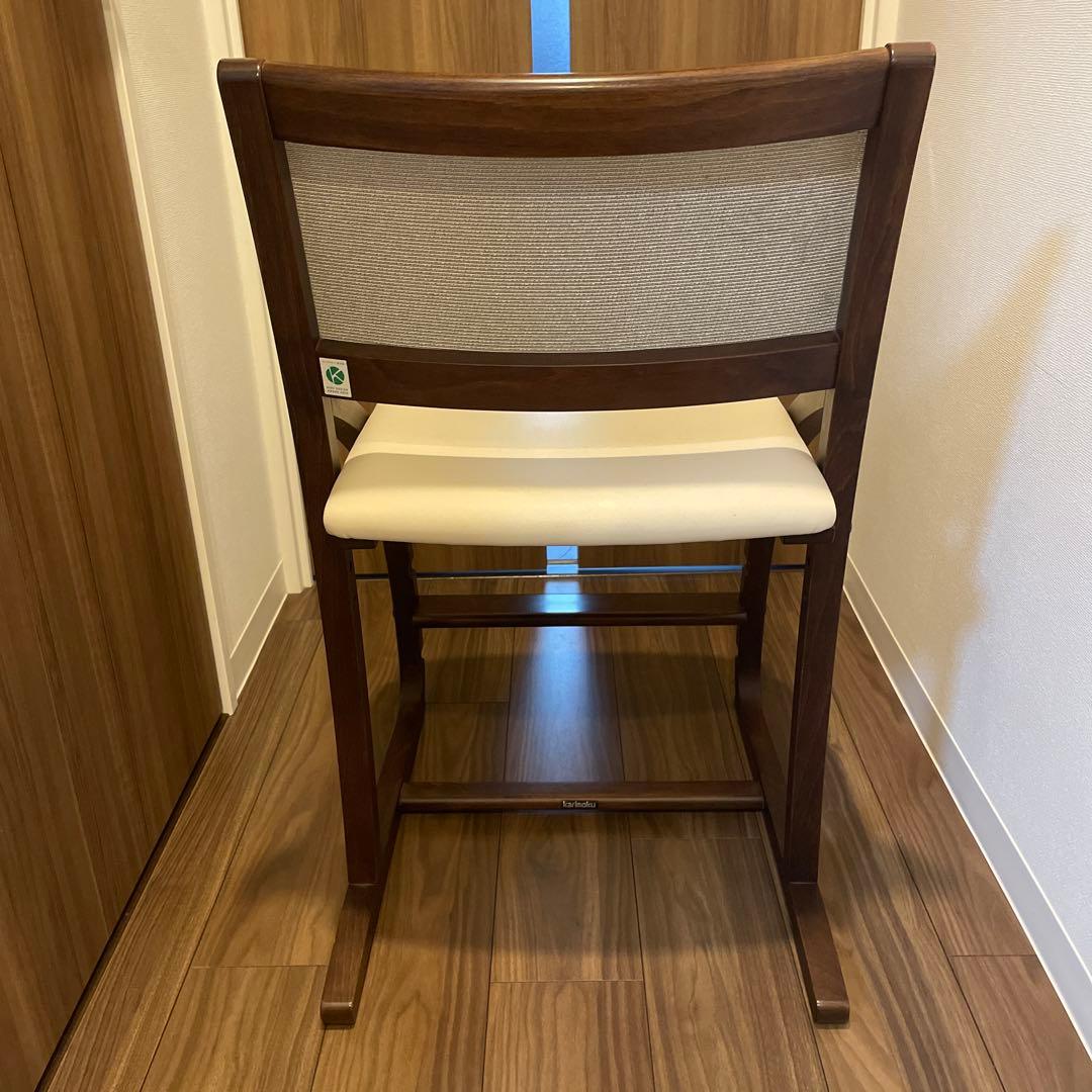 カリモク　学習椅子　クレシェ　XT2401