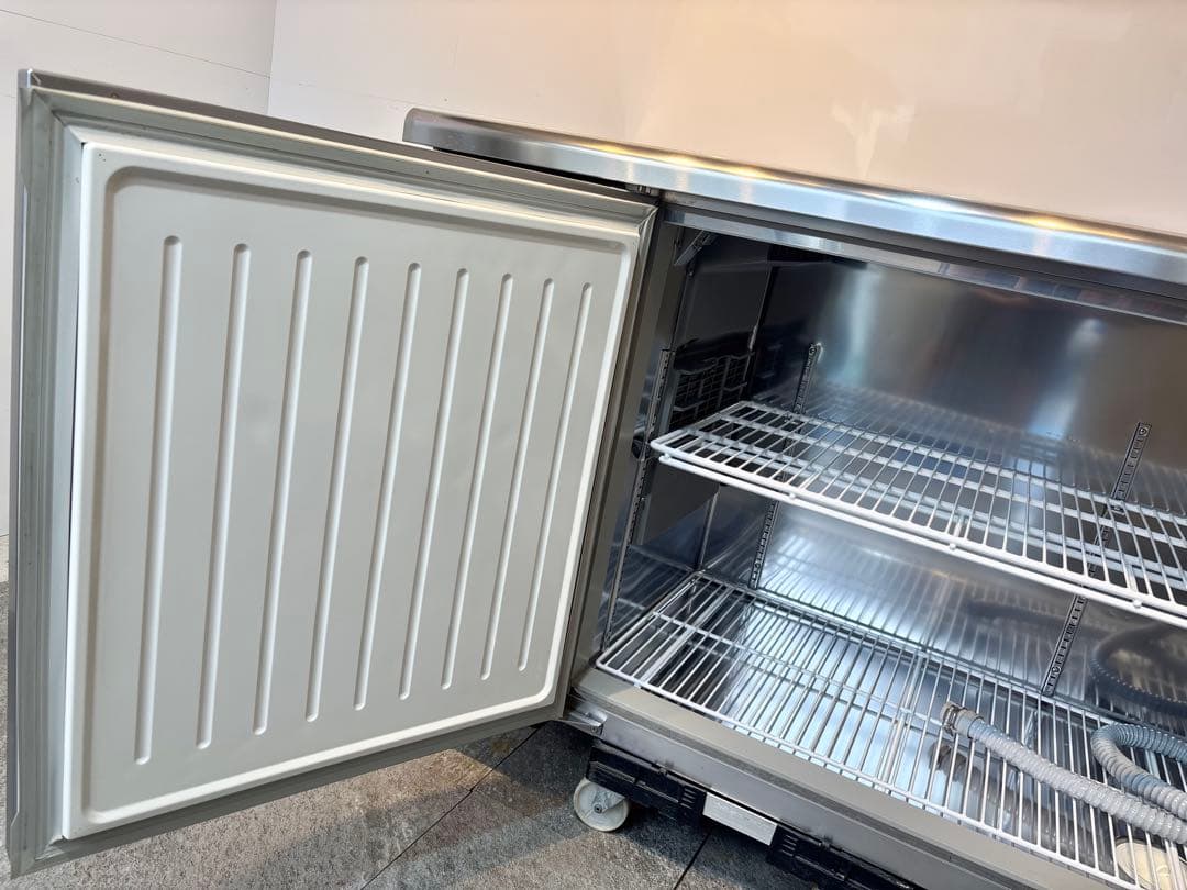 パナソニック業務用テーブル形冷蔵庫SUR-K1561SA