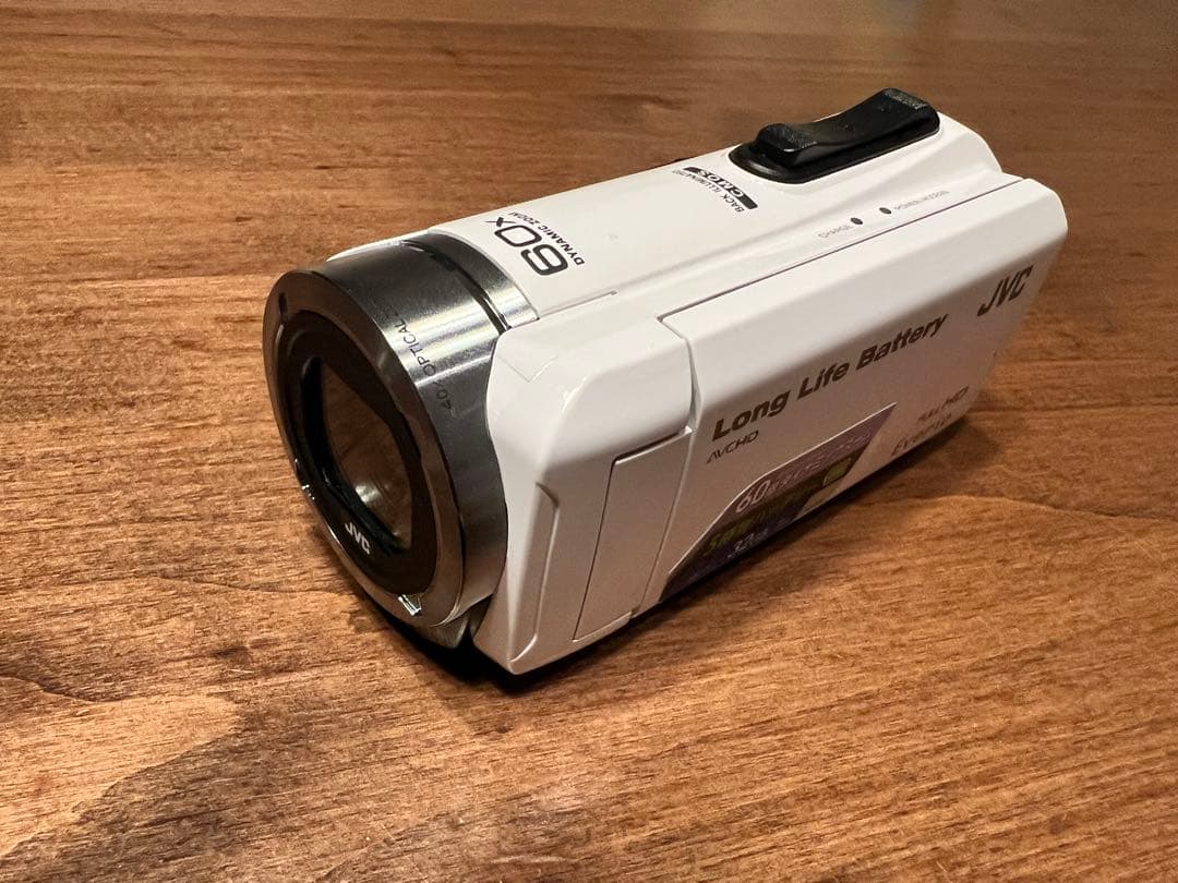 エブリオビデオカメラ　FULLHD 美品　GZ-F100-W 上位モデル