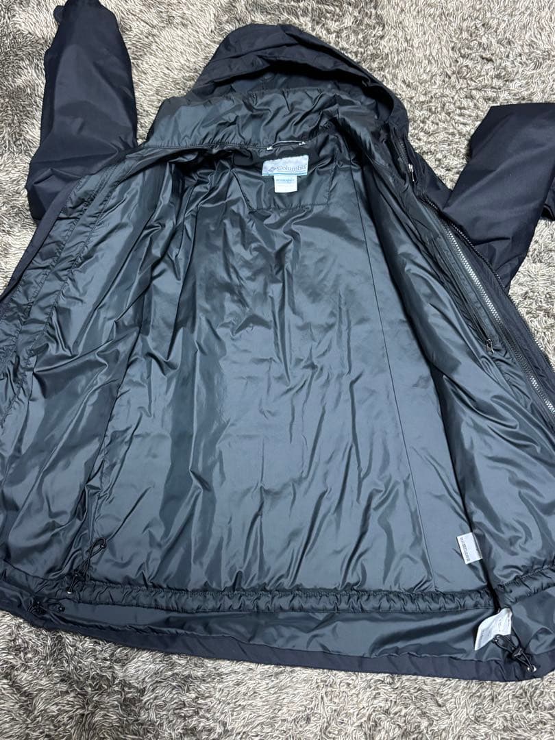 Columbia ブラック スノーボード　ジャケット　アウター