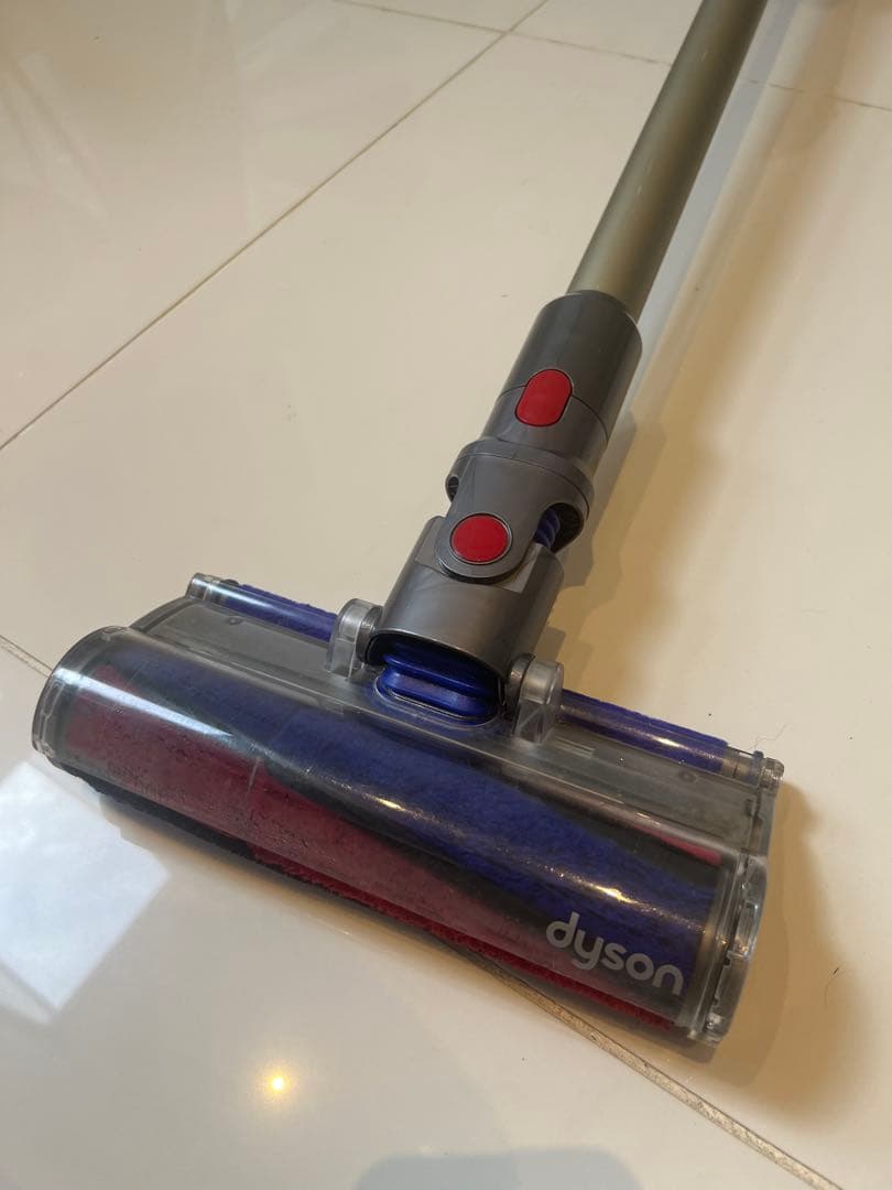 Dyson sv10 スティッククリーナー 本体