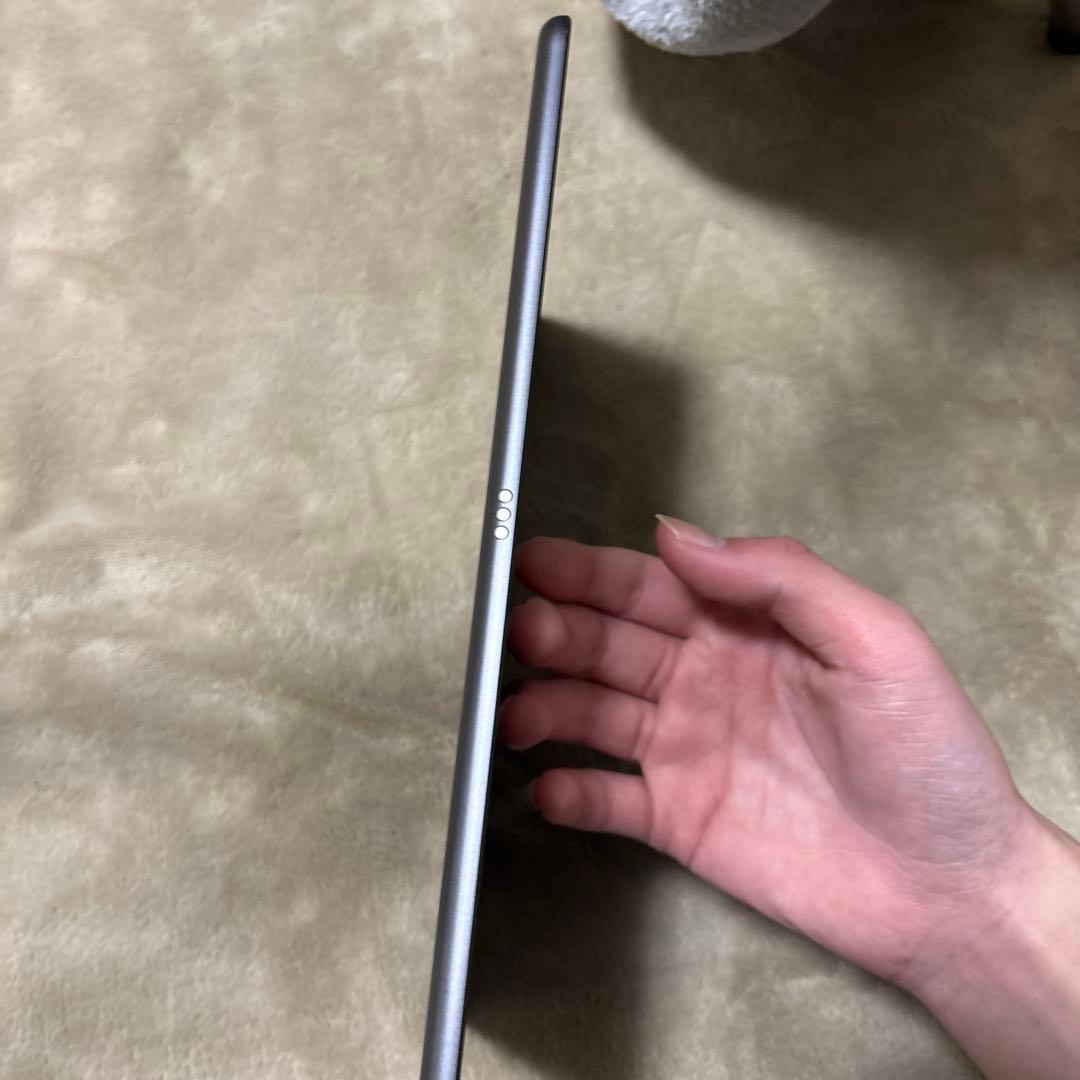 iPad 第9世代 64GB Wi-Fiモデル CH 即購入OK　美品　即配送