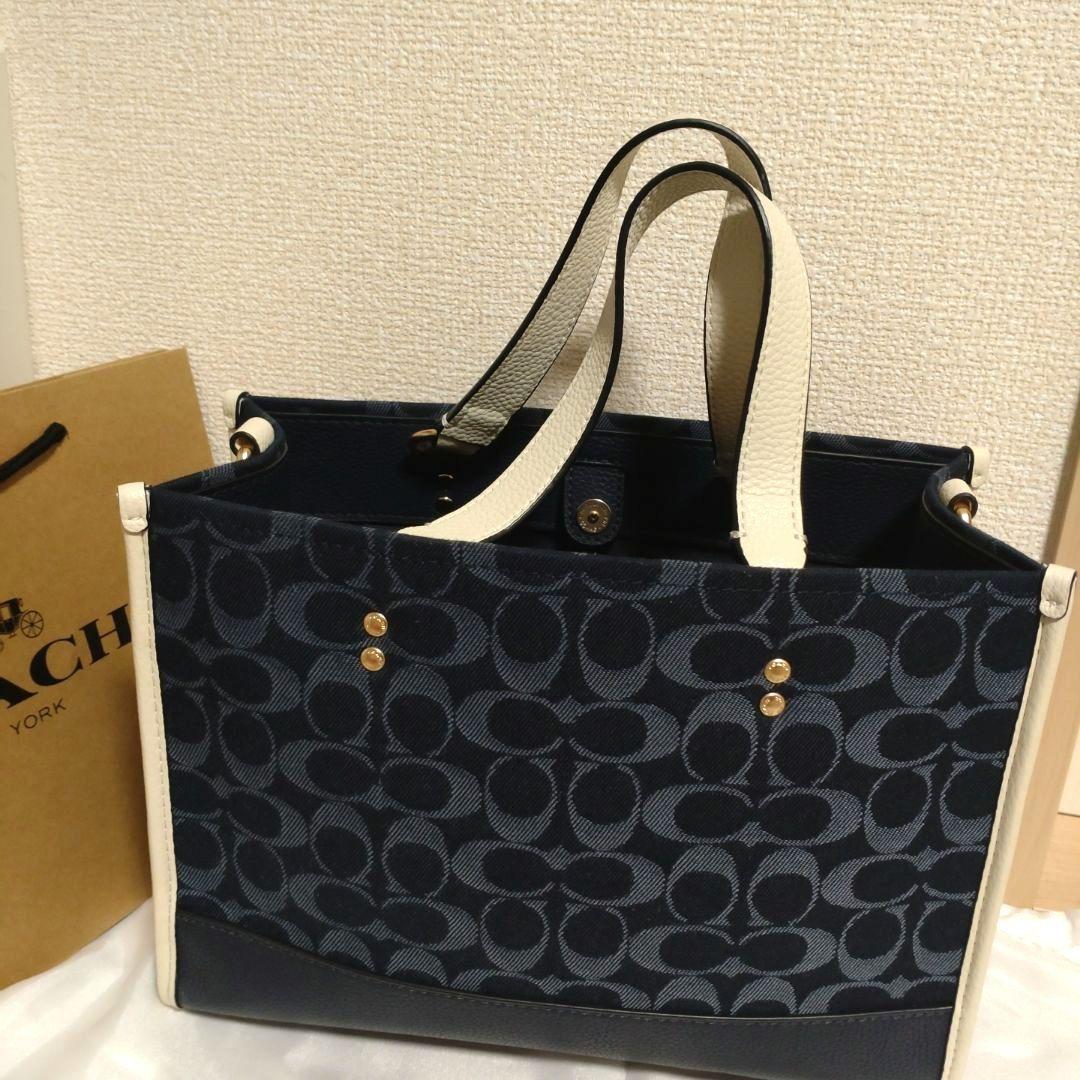 COACH ショルダーバッグ　デンプシー デニム シグネチャー　コーチ保存袋付き