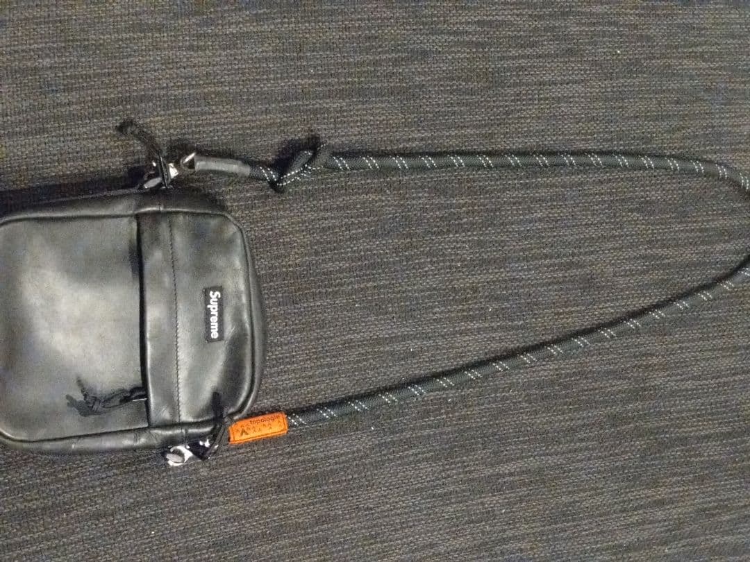 M*I様 Supreme ショルダーバッグ 黒