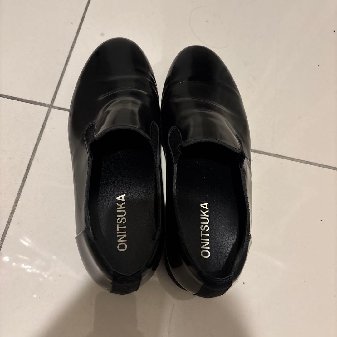 美品THE ONITSUKA SLIP ON 24.5 ブラック ローファー
