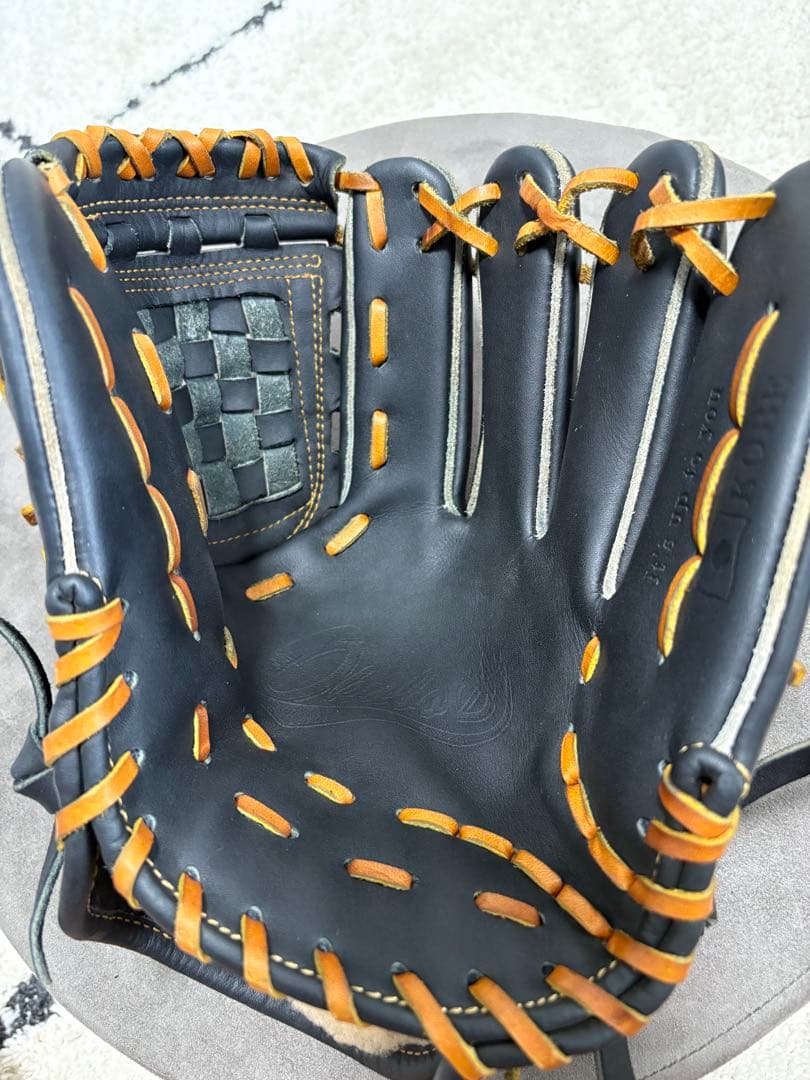 ア*ス様 大久保 軟式内野手用グラブ