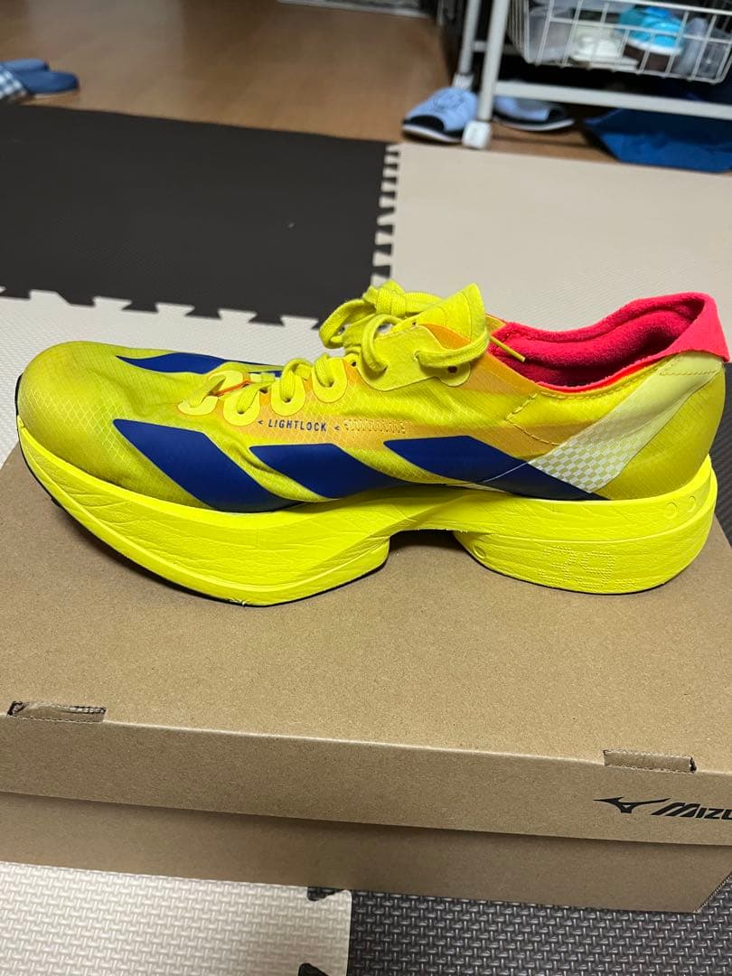 n*3　adidas アディゼロプロ4 26.0cm