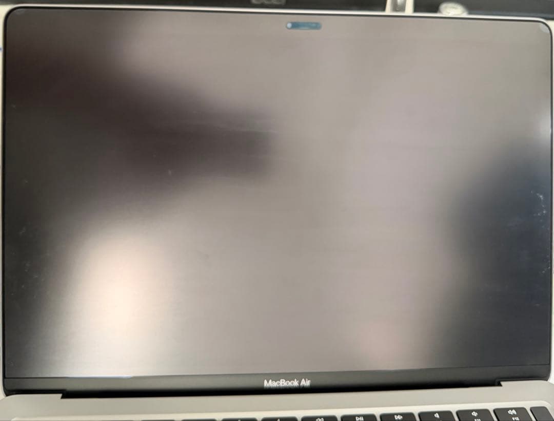 MacBook Air 13inch M1 256GB 8GB 充電98%