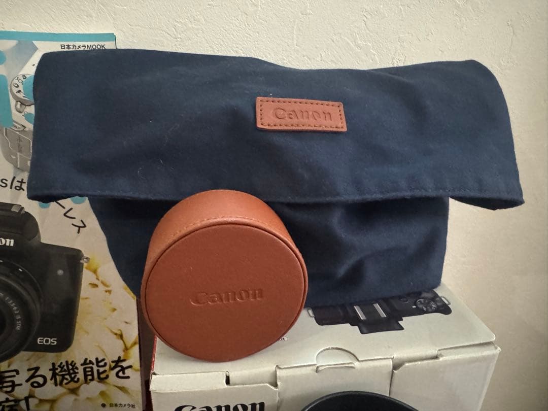 Canon EOS Kiss M ダブルレンズキット➕ EF-M55-200mm