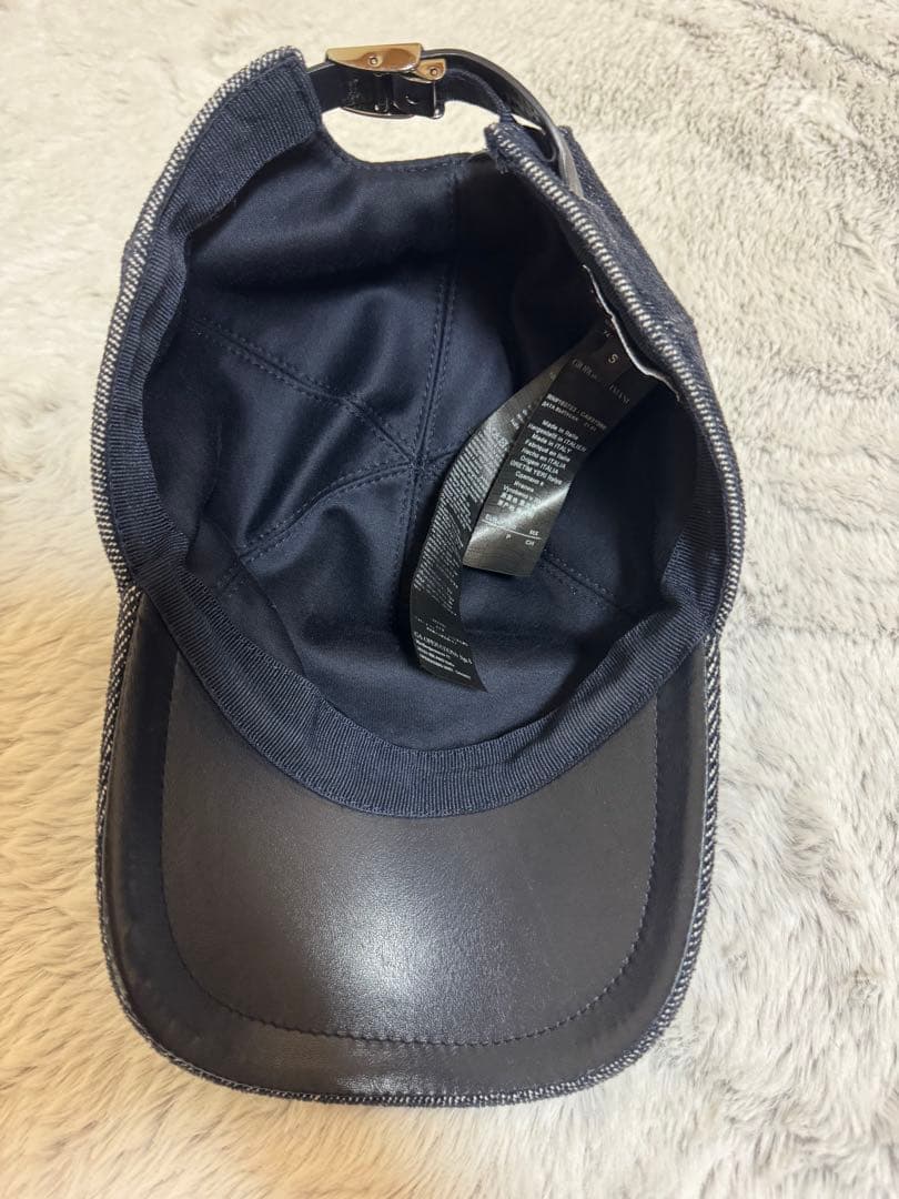 デニム風ロゴ刺繍キャップ