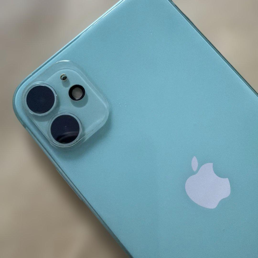 美品　iPhone11 128GB グリーン