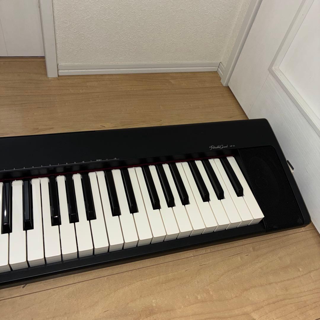 スタンド付属　YAMAHA 電子ピアノPortable grand NP-30