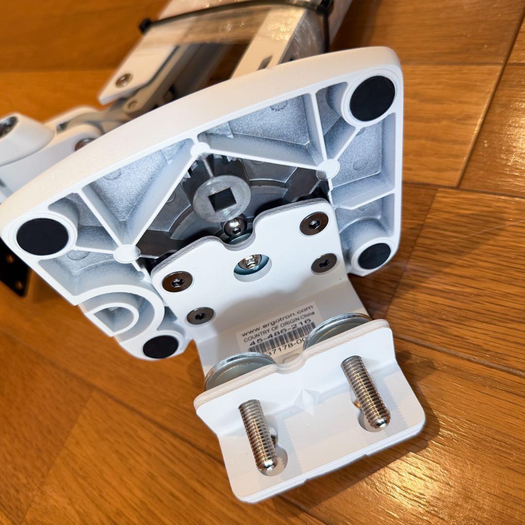 ergotron MXV デスクマウントモニターアーム