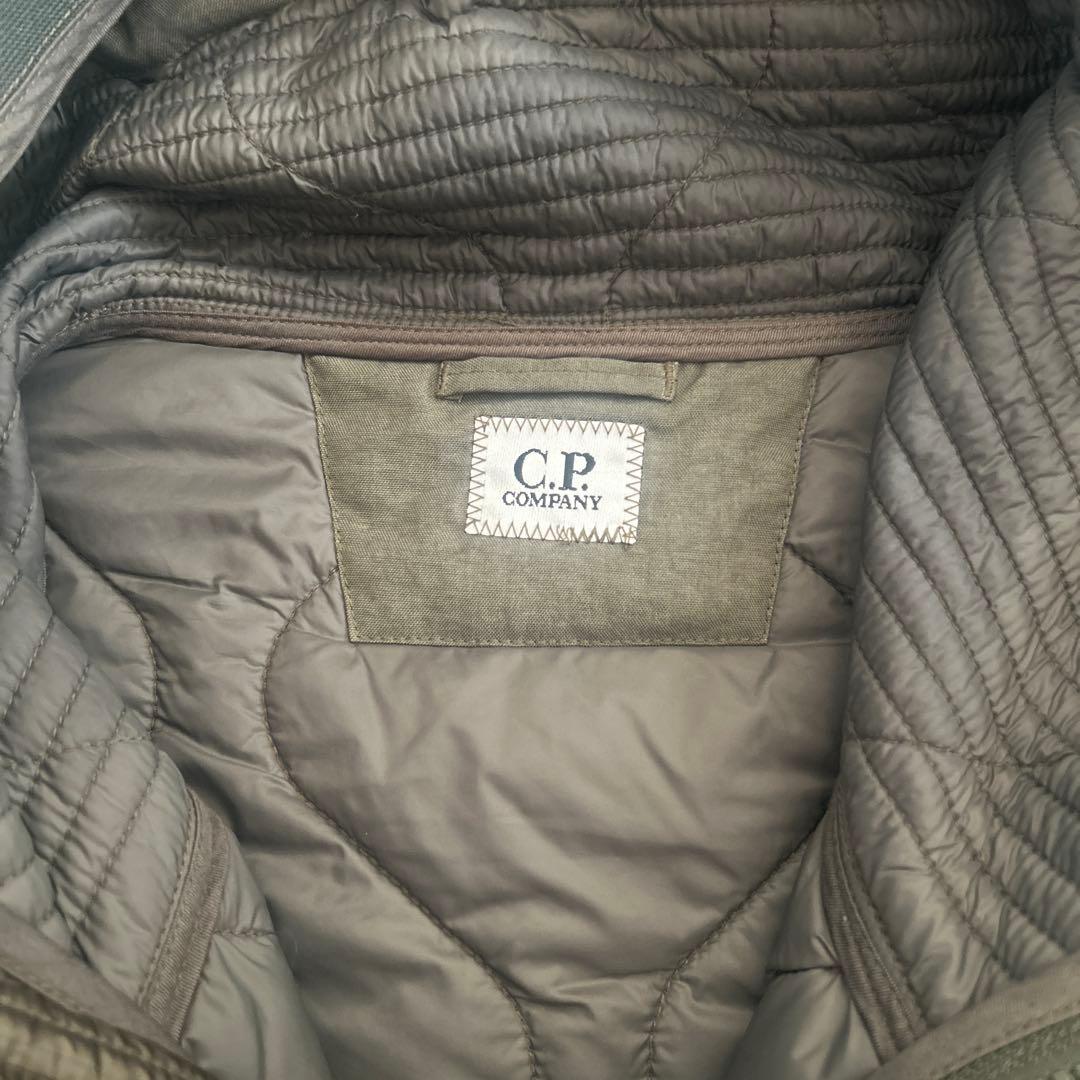 【日本未発売】かけるC.P Companyキルティングジャケット　Lサイズ