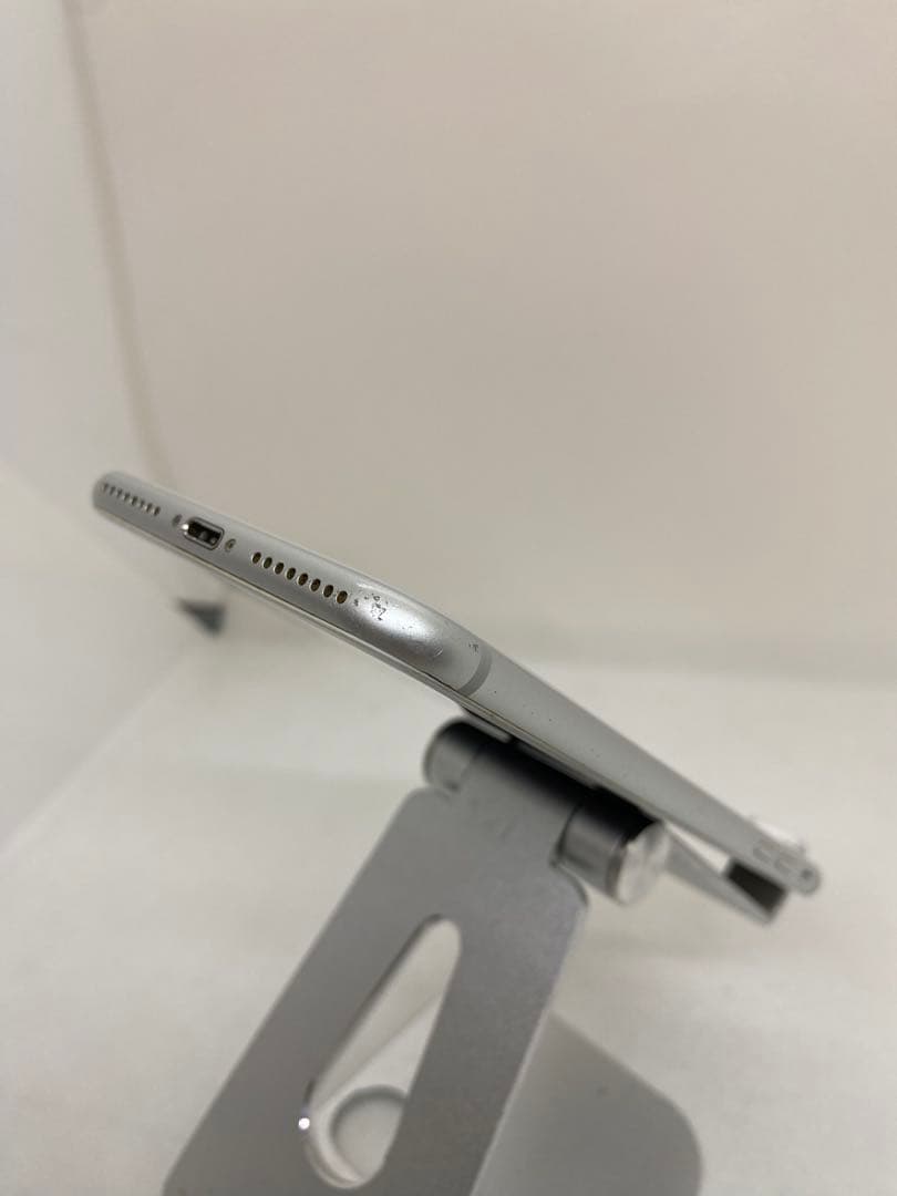 Iphone 8 Plus 64GB Sim フリー 04234