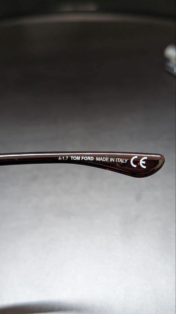 【良品】TOM FORD トムフォード サングラス jennifer TF8