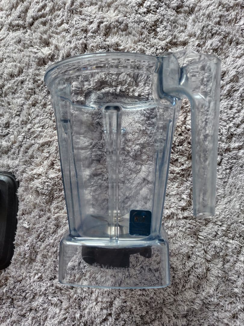 正規店Vitamix VM0202 ブレンダー 本体と付属品　フルーツでのみ使用