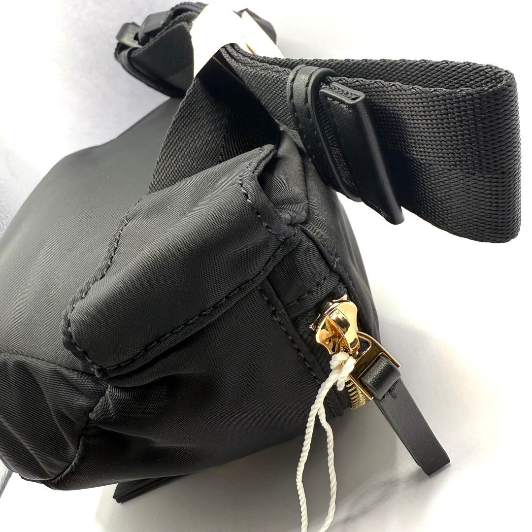 【新品】トリーバーチ ウエストポーチ ボディバッグ ナイロン 黒 軽量